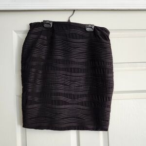 Textured black skirt
